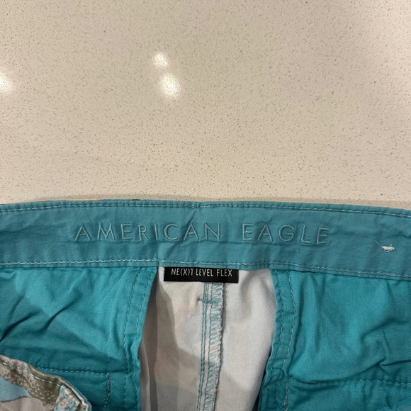 American Eagle Mens Size 36 Next Level Flex Floral Tropical Shorts Teal Blue - Picture 6 of 8